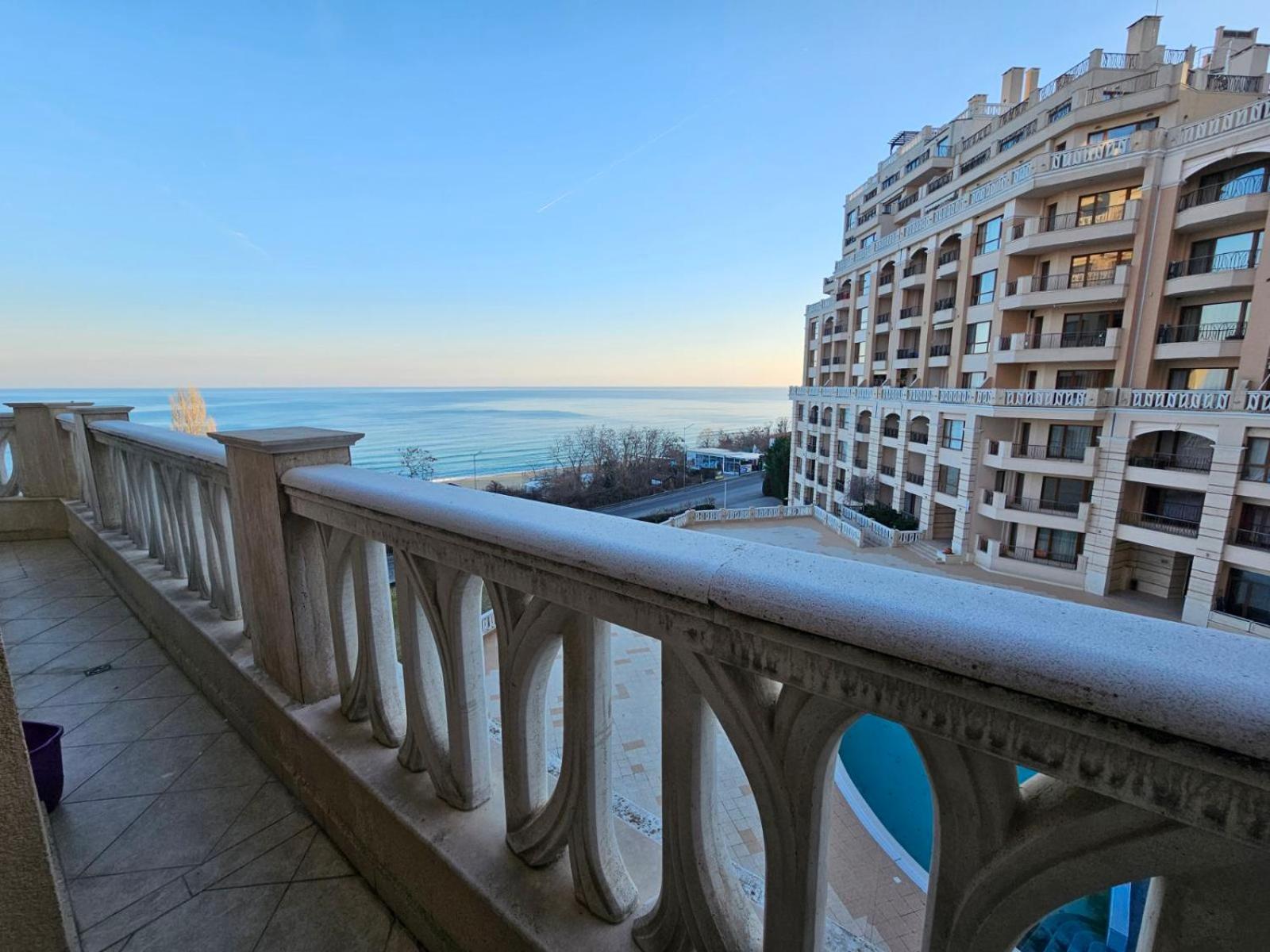 Elegantz Apartments 2 Варна Экстерьер фото